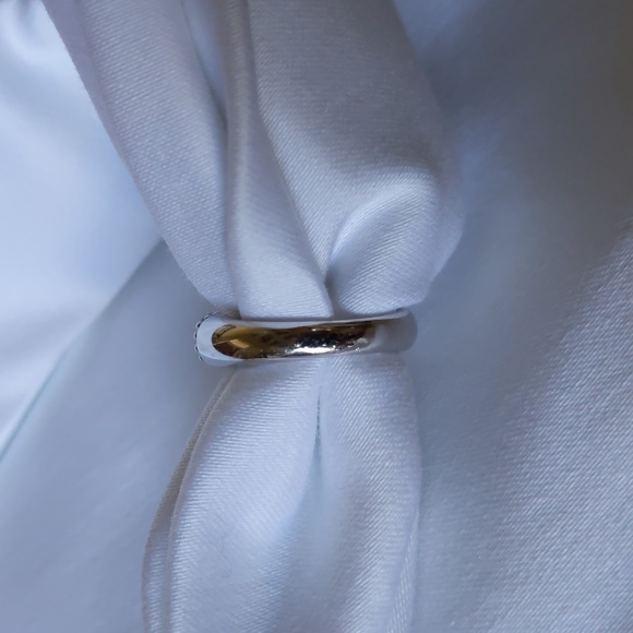 SWAROVSKI Crystal Silver Ring - Picture 3 of 8